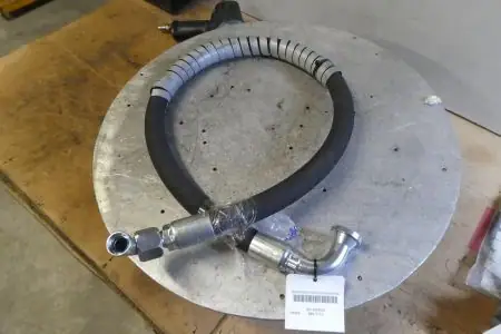 Hydraulische slang met koppeling