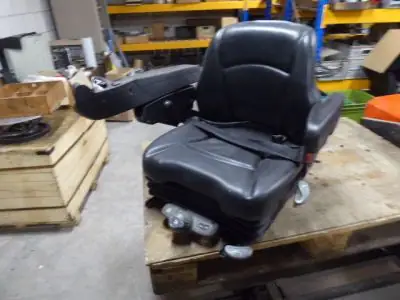 Stoel met armleuning