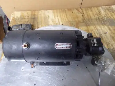 Pompmotor met pomp Prestolite 24V
