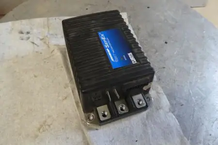 Rijregeling  BT LPE 240, Curtis 300 A
