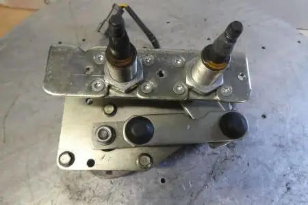 Ruitenwisser comp 12V voor J 2,5XN serie