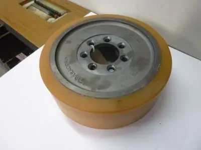 Aandrijfwiel 350 x 127 mm, rond (7-gaats) (gebruikt)