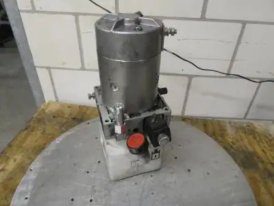 Pompunit BT LPE 200 24V 2.2KW