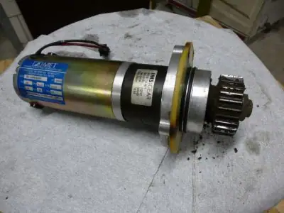 Stuurmotor BT RR gereviseerd (ruil)