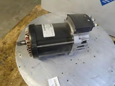 Aandrijfmotor AC 2.5 KW  LPE 200