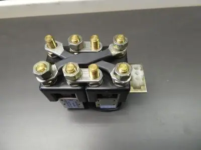 Contactor 24V.