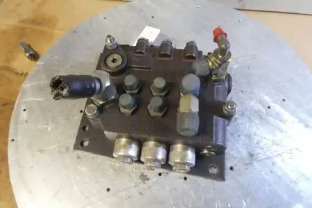 Ventielenblok, 3-ventielen Hyster E 30-40 BS