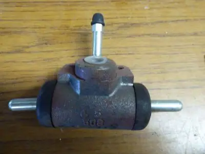 Wielremcilinder HT 5 E