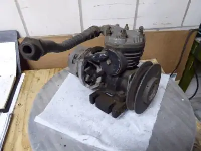 Wabco compressor met Bosch dynamo