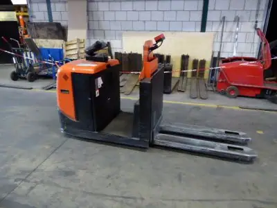 Orderverzameltruck BT OSE 250