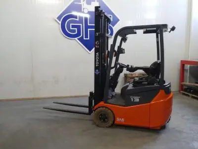 Heftruck Toyota 7FBEST13