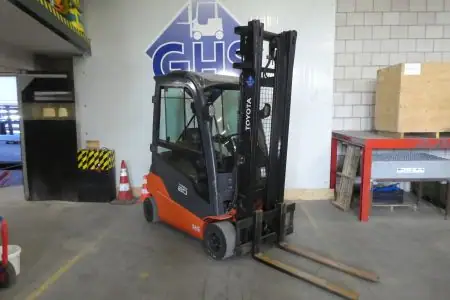 Heftruck Toyota 8FBM20T