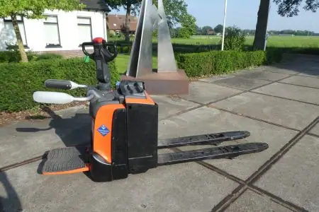 Pallettruck Toyota LPE200