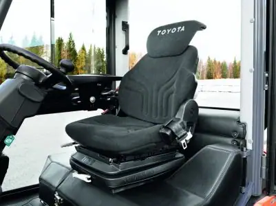 Toyota-tonero-deluxe-cabine